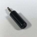 ヘッドホンの5極 3.5mm  ミニプラグを3極に変換するアダプター