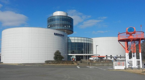 成田 の 航空科学博物館 外観