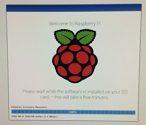 NoobsでのRaspbian インストール開始 100%